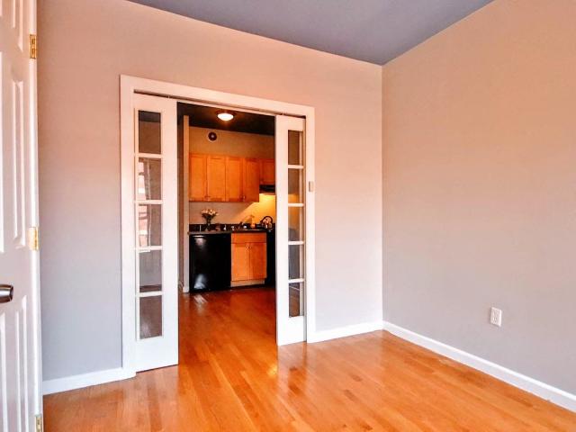 Apartment for rent in Arverne, New York