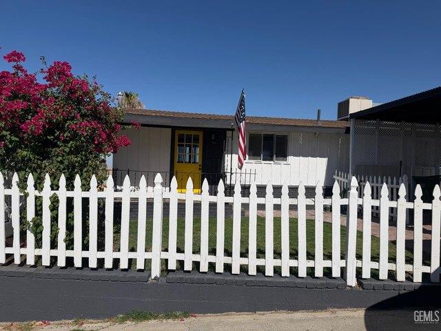 House for sale in Taft Heights, Taft