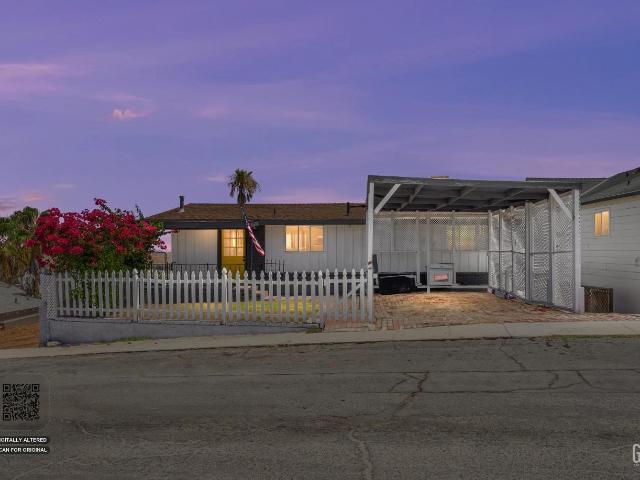 House for sale in Taft Heights, Taft