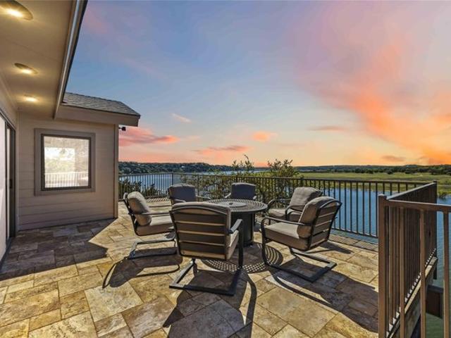 Townhouse for sale in Spicewood, Texas