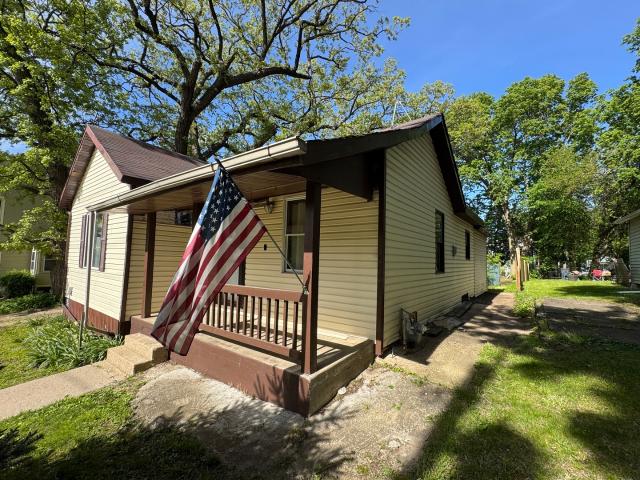 House for sale in Dixon, Illinois