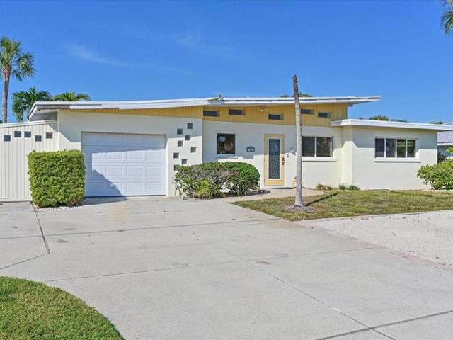 House for sale in Holmes Beach, Florida