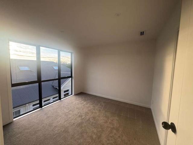 Townhouse for rent in Balmoral