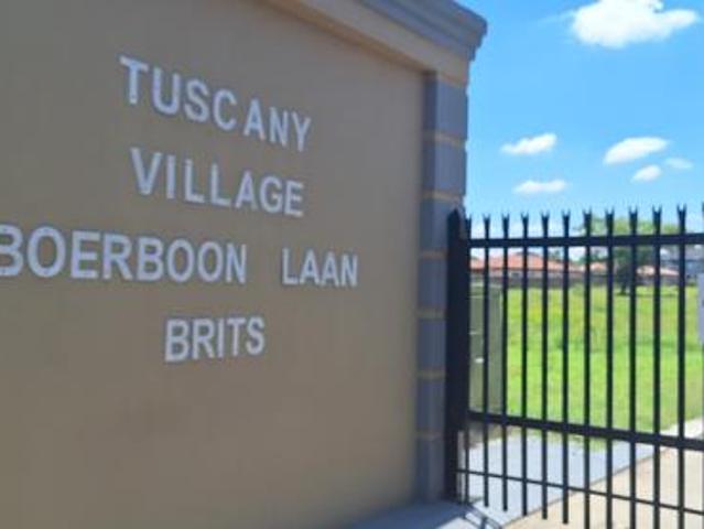 Land for sale in Hartbeespoort Dam Nature Reserve, North West