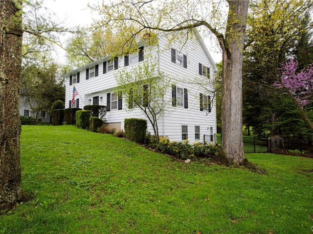 House for sale in Jamesville, New York