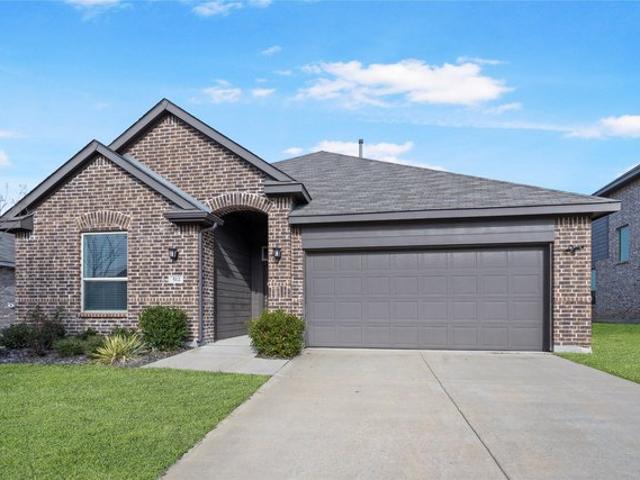 House for sale in Van Alstyne, Texas