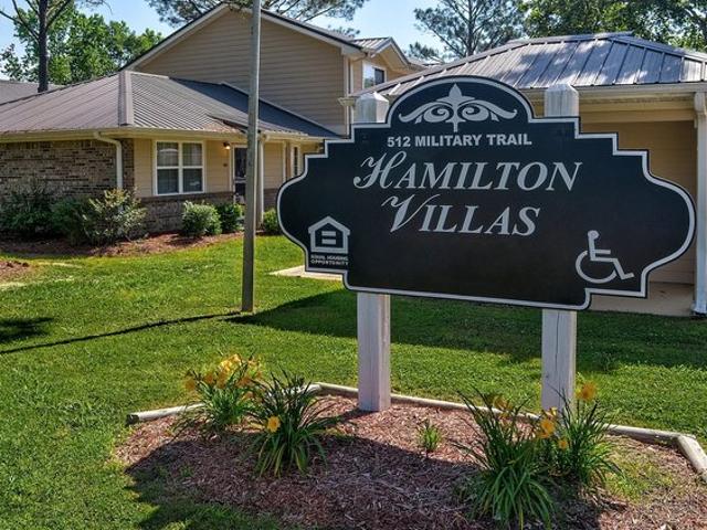 House for sale in Hamilton, Alabama