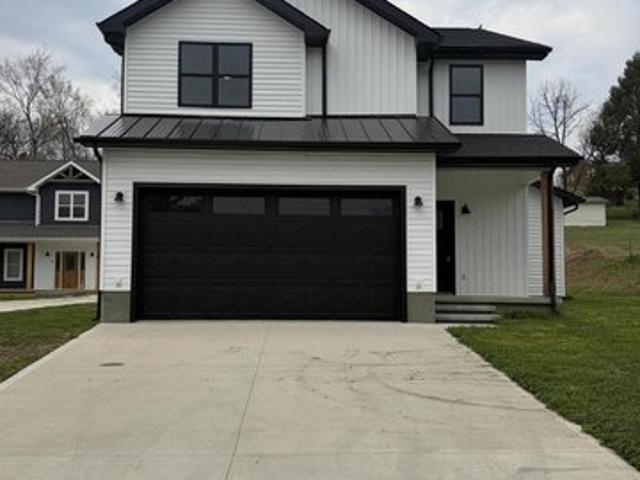 House for sale in Williamsburg, Kentucky