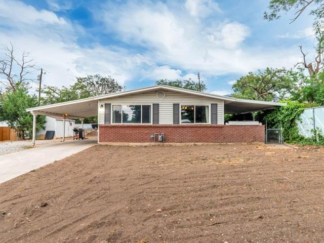 House for sale in Tooele, Utah