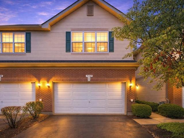 Townhouse for sale in Round Lake, Illinois