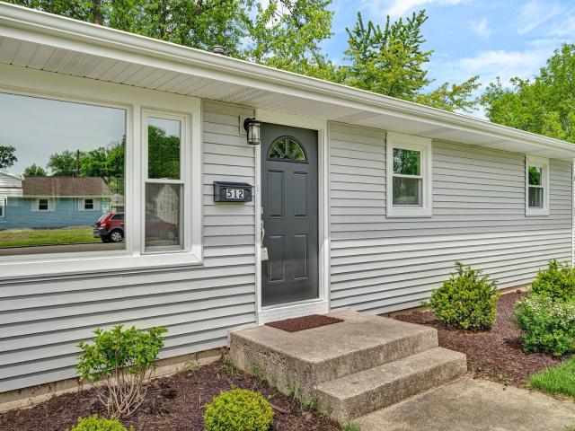 House for sale in Aurora, Illinois