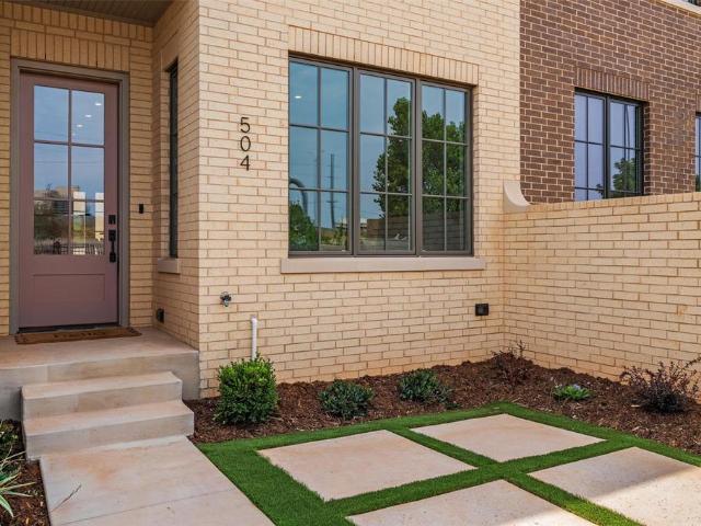 Townhouse for sale in Oklahoma City, Oklahoma