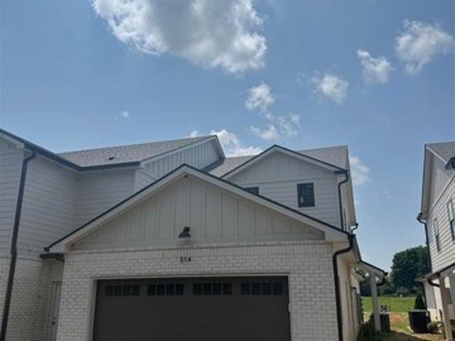 Townhouse for sale in Bowling Green, Kentucky
