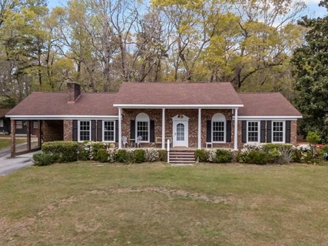 House for sale in Arapahoe, North Carolina