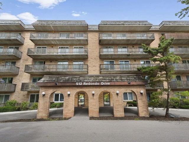 Condo for sale in Downers Grove, DuPage County