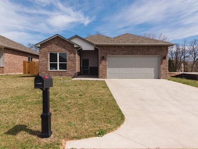 House for sale in Jones, Oklahoma