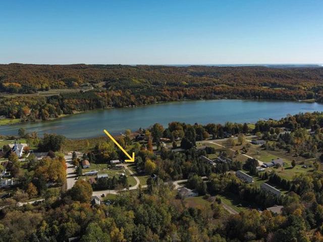 House for sale in Lake Leelanau, Leland Township