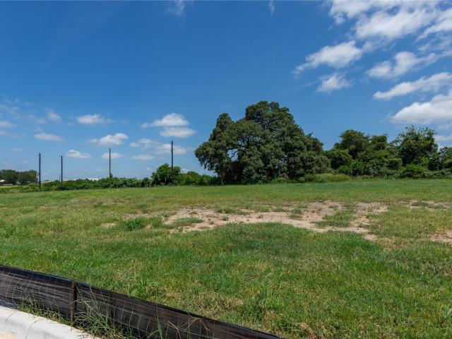 Land for sale in Weimar, Texas