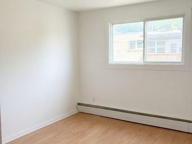 Apartment for rent in Les Nations, Sherbrooke