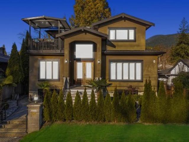 House for sale in North Vancouver, British Columbia
