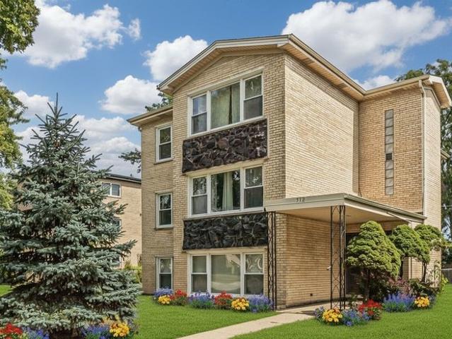House for sale in Mount Prospect, Illinois