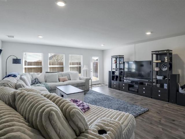 House for sale in Ellis, Texas