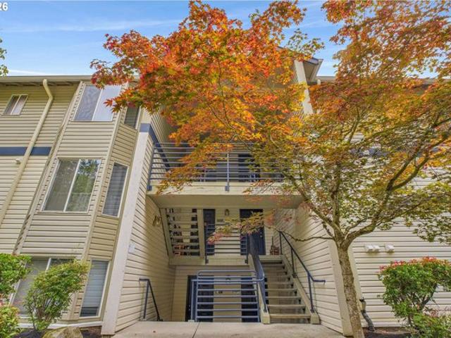 Condo for sale in Oregonia