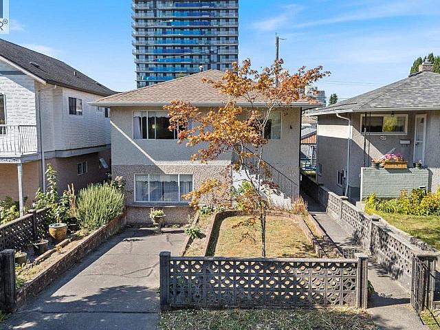 House for sale in Vancouver, British Columbia