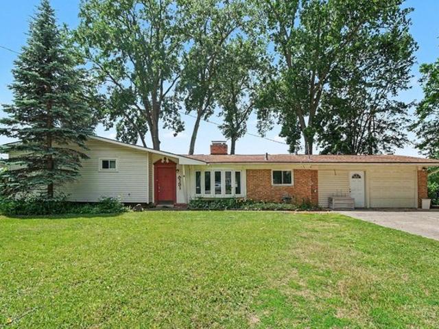 House for sale in Waterford, Michigan