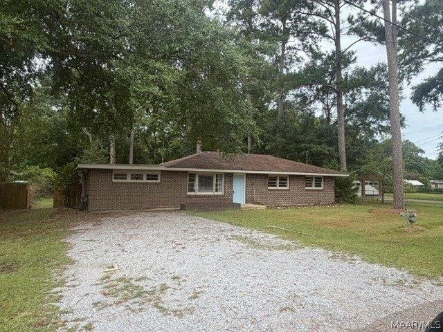 House for sale in Elmore, Alabama