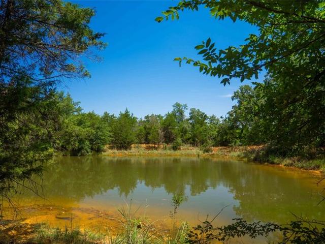 Land for sale in Hearne, Robertson County
