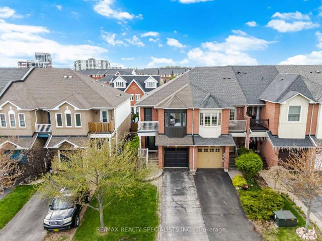 Townhouse for sale in Woburn, Ontario
