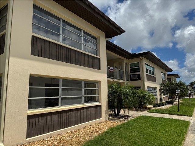 Condo for sale in New Port Richey, Florida