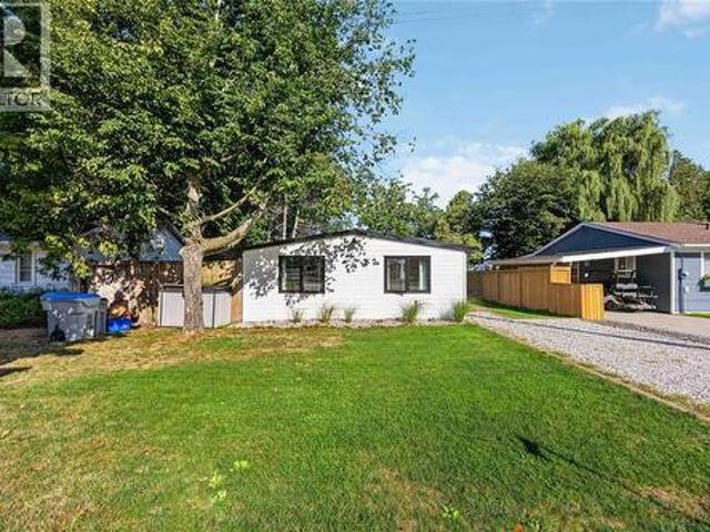 House for rent in Lambton Shores, Ontario