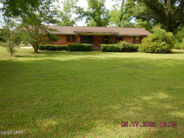House for sale in Bascom, Florida