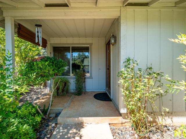 House for sale in Shasta, California