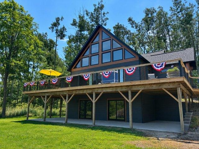 House for sale in Hubbard Lake, Michigan