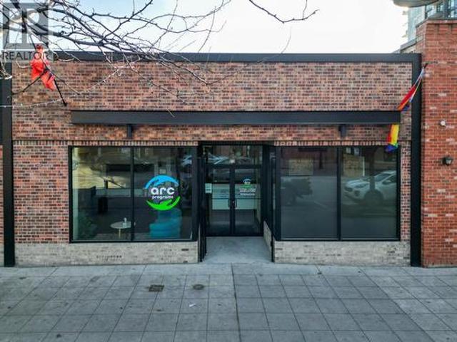 Commercial for rent in Winfield, British Columbia