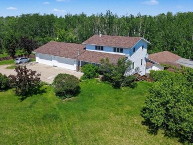 House for sale in Alberta