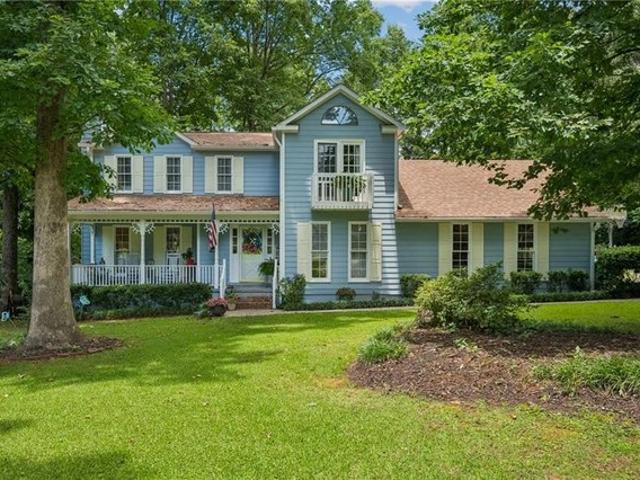 House for sale in Lilburn, Georgia