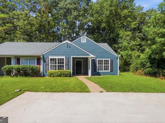 Townhouse for sale in Woodstock, Georgia