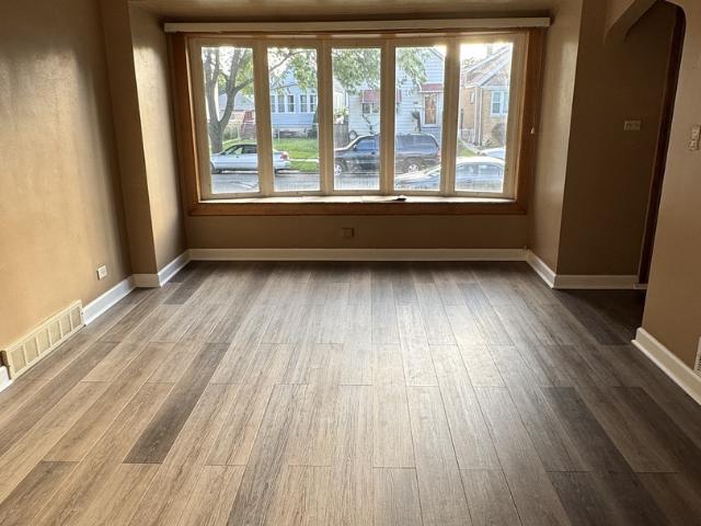 House for sale in Chicago Park, Illinois