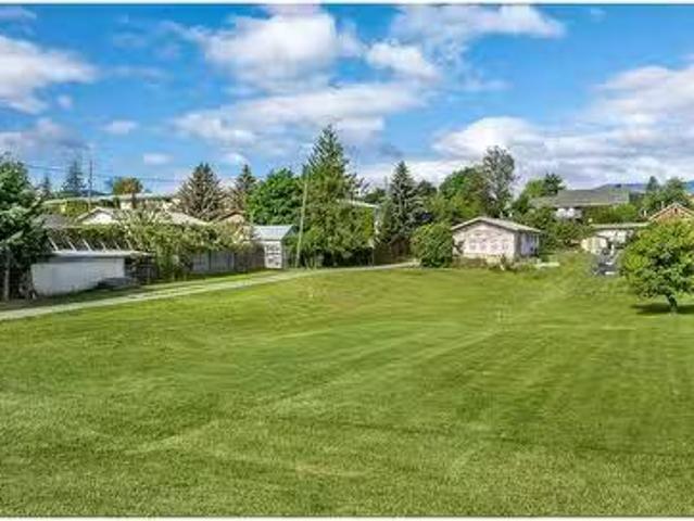 House for sale in Creston, British Columbia
