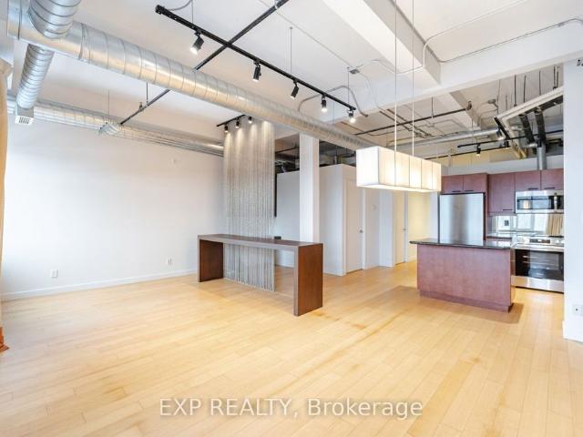 House for rent in Spadina—Fort York, Toronto