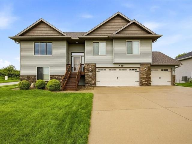 House for sale in Tiffin, Iowa