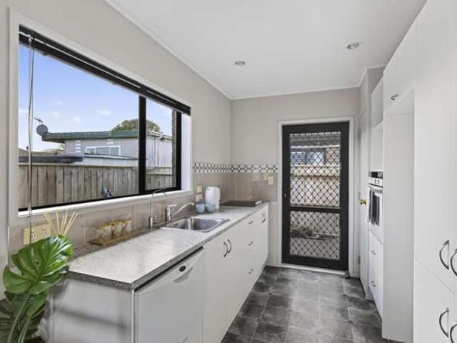 Townhouse for sale in Waitara, Taranaki