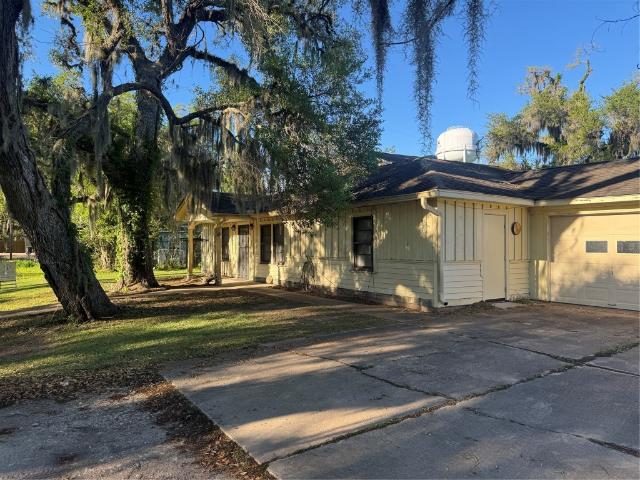 House for sale in Brazoria, Texas