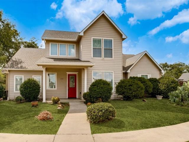 House for sale in Grapevine, Texas