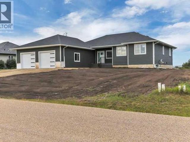 House for sale in Alberta