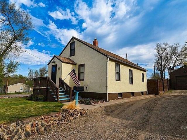 House for sale in Glendive, Montana